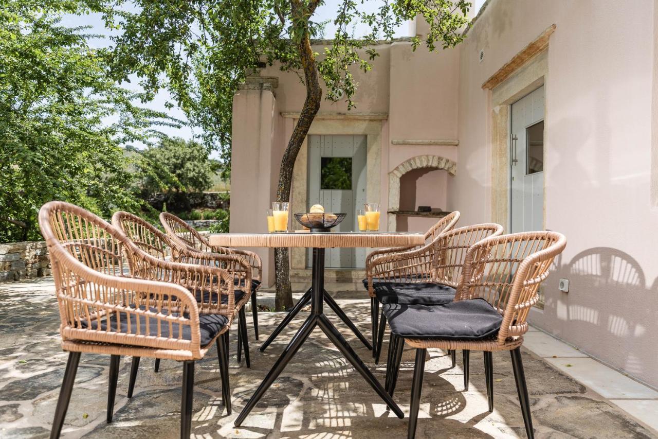 Serenity Village * Aperathos